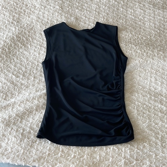 Fitted black top small - Picture 4 of 9